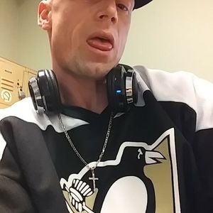 Meet your Posher, Bobby